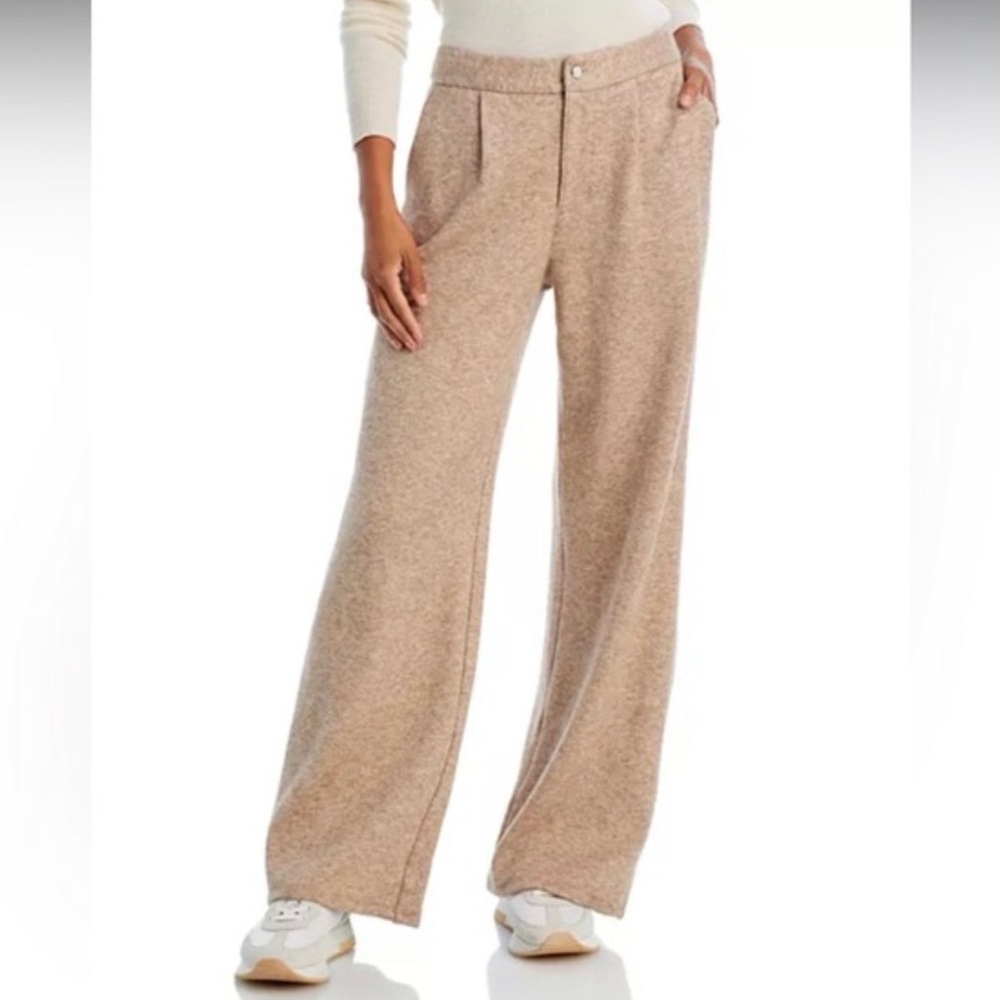 NWT PAIGE Kara Pants in
Heathered Camel Size 8
